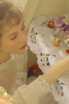 粗长巨龙挤进美妇